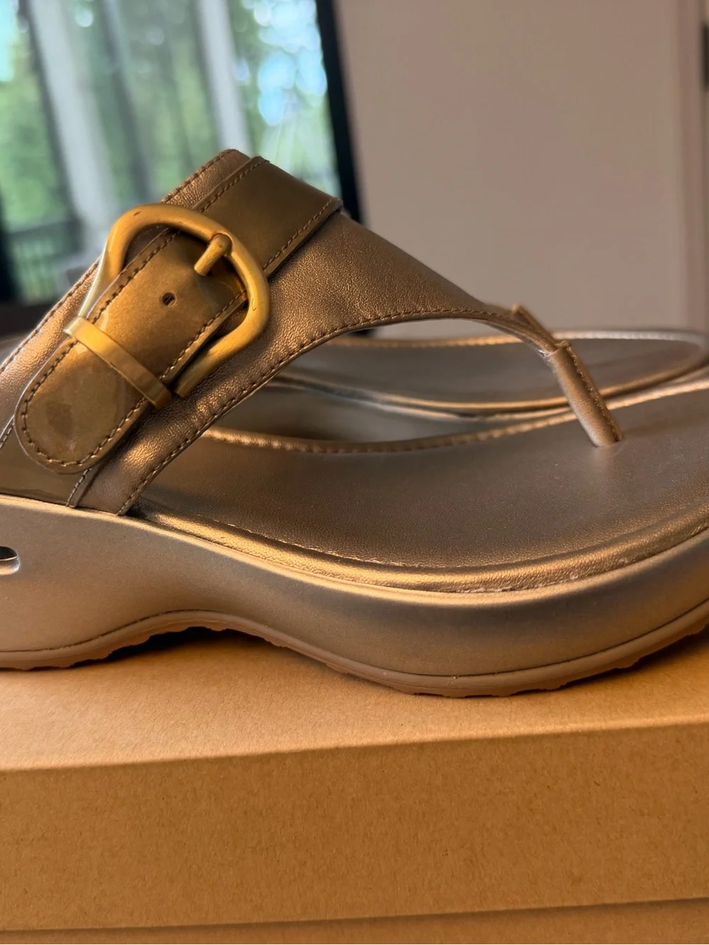 Cole Haan/ Nike Air Women's Air Maddy Tantivy Thong Sandal, pewter Size 8-NWT